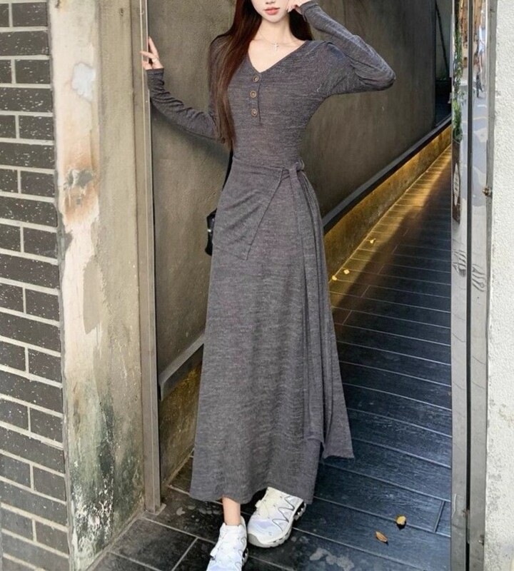 法式休闲风收腰v领长袖针织连衣裙女秋冬季新款气质修身显瘦长裙|undefined