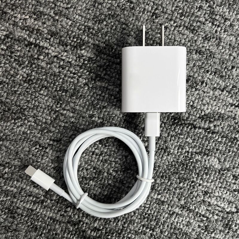 PD20W fast charging head for iphone fast charging head Apple charger set type-c charging head 18W flash charging