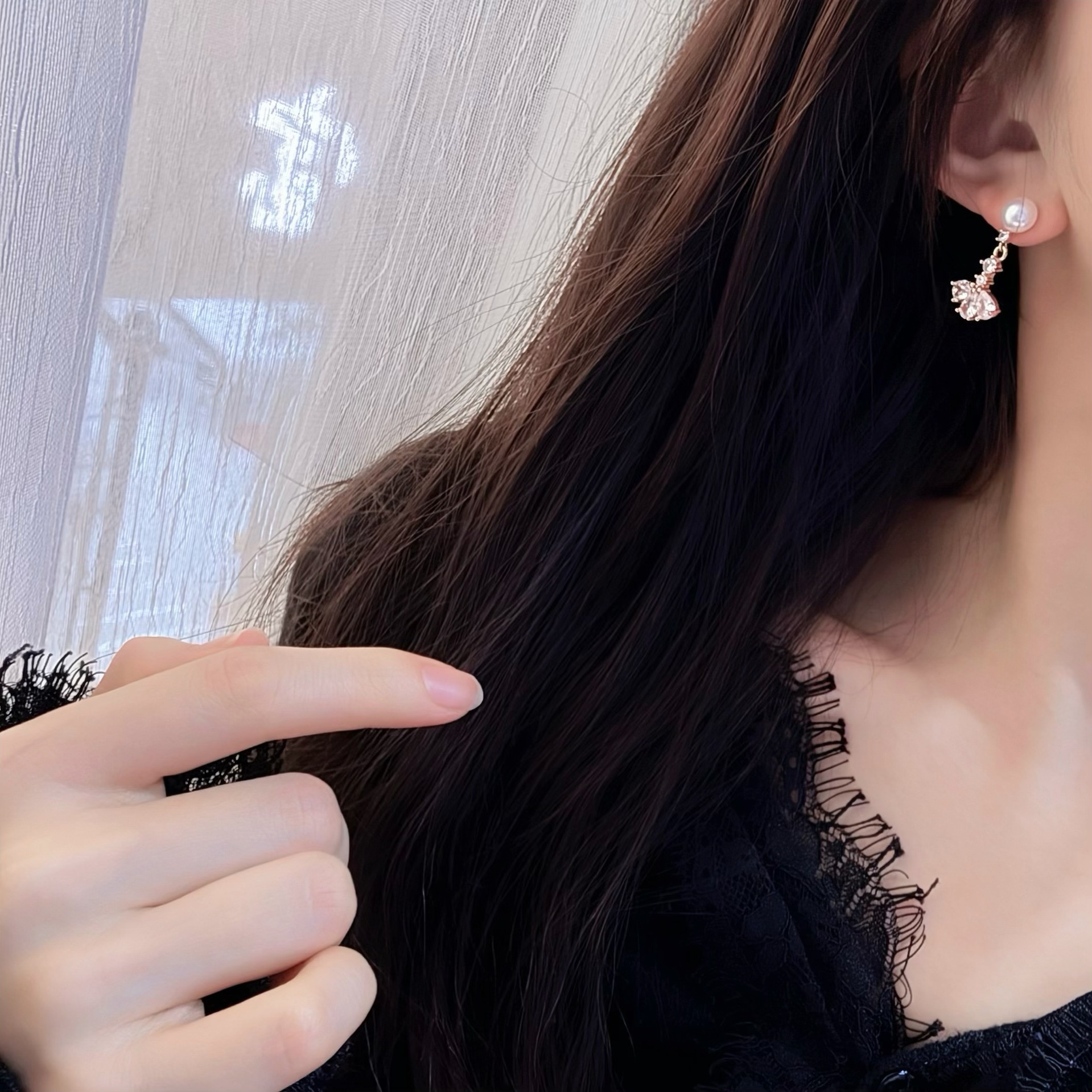 ����Դͷ����С��ȹ����Ȼ��ˮ���������Ƹ��鶯������������