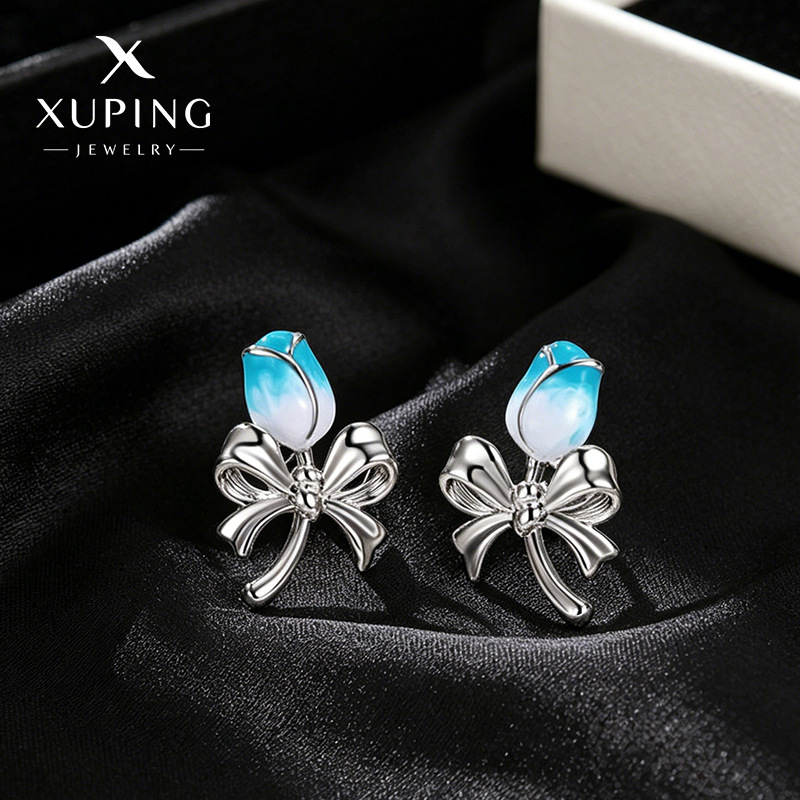 Xuping moda gradiente goteo serie de auriculares de tulipas temperamento simple arco chapado blanco auriculares al por mayor mujeres
