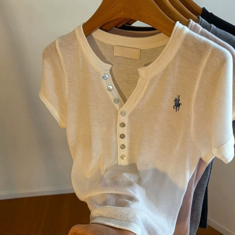 V-neck knitted short-sleeve henley shirt with pony embroidery, shell buttons, rolled edges, slimming effect, solid color, and elegant design