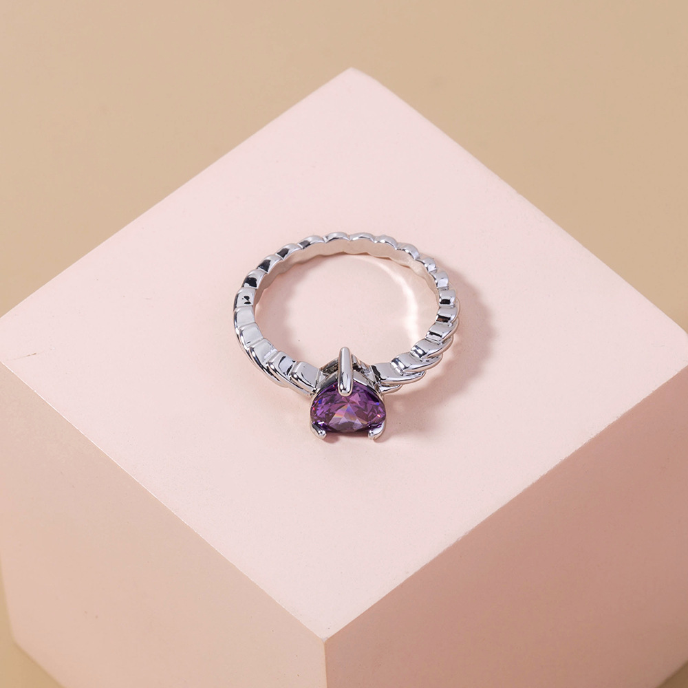 New Simple Trend Peach Heart Violet Big Gemstone Copper Ring Female Wholesale display picture 5