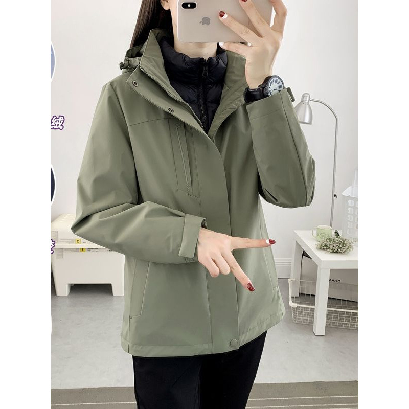 Jacket de asalto para hombres y mujeres otoño y invierno 2023 nuevo estilo al aire libre 3 en 1 desmontable plumón escondido marca de marea a prueba de viento impermeable image 4