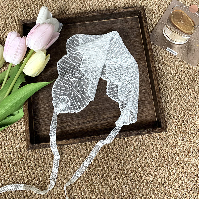 Pañuelo de seda de encaje de alta calidad verano nuevo estilo súper hada flor triángulo bufanda bufanda bufanda femenina pañuelo cinturón para el cabello atado cabello