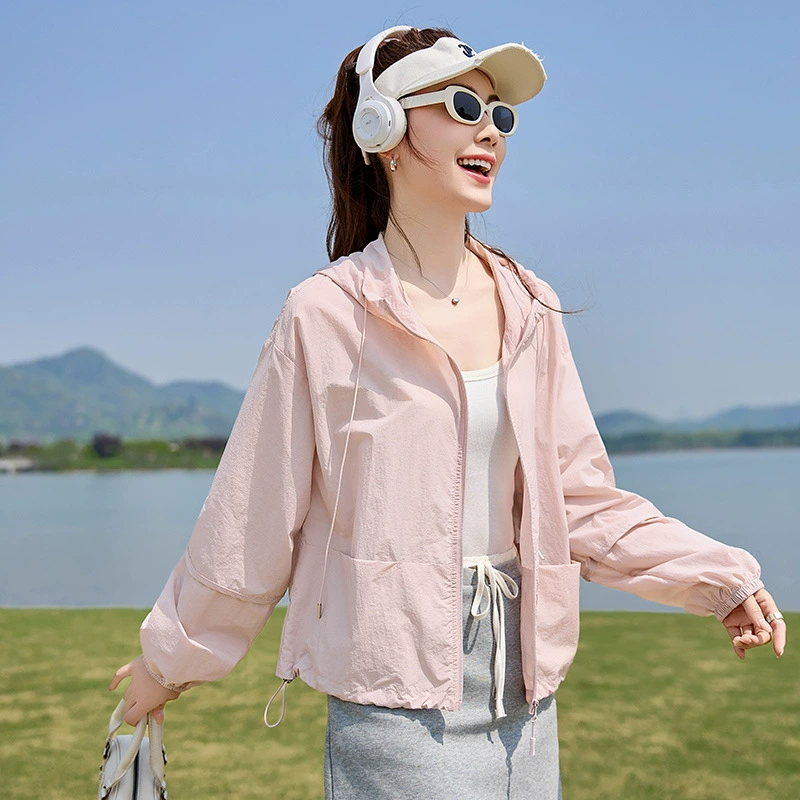 Высококачественная солнцезащитная одежда для женщин 2025 лето новая повседневная модная легкая куртка