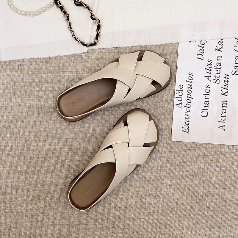Sheepskin Retro Genuine Leather Clogs for Women, Summer Outdoor Wear, 2026 New Versatile Woven Roman Sandals, Flat Half-Slipper Style Sheepskin Retro Genuine Leather Clogs for Women, Summer Outdoor Wear, 2026 New Versatile Woven Roman Sandals, Flat Half-Slipper Style