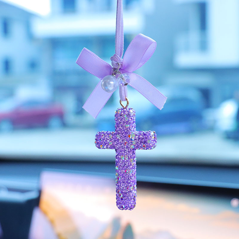 Cross-border personalized car interior pendant for men and women, rearview mirror decoration, diamond-encrusted cross, high-end car fashion accessory gift