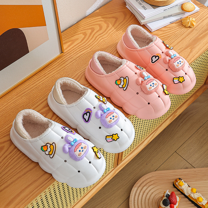 Pareja de invierno Zapatillas de algodón bolsa de mujer talón forrado de lana cálido hogar peludo dibujos animados impermeable slip-on zapatos de algodón de suela gruesa hombres
