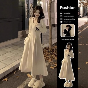 ��ɫv�I�ȴ���ᘿ�ë���B��ȹ��Ů�����b2025�¿ʽ���|�Lȹ