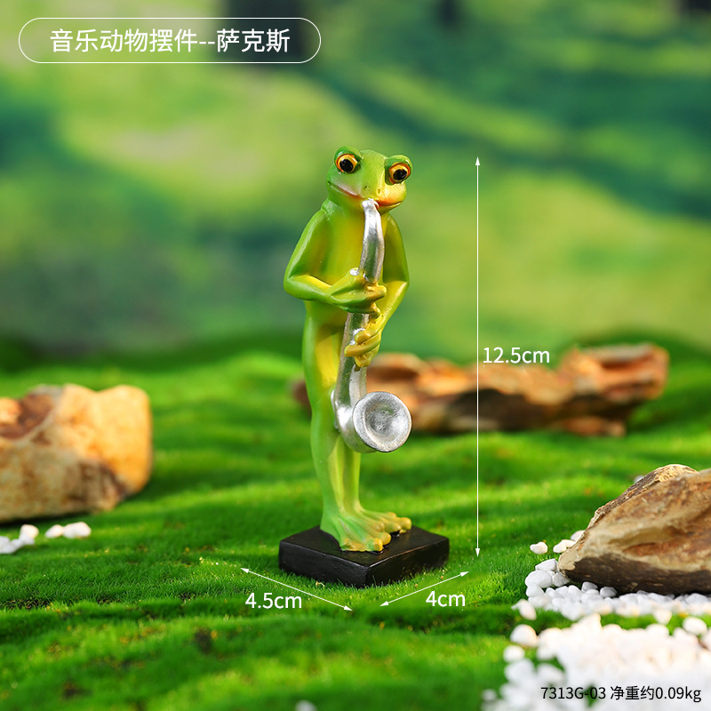  New Funny Micro-expression Frog Ornaments Home Window Resin Crafts Decoration Funny Creative Gift