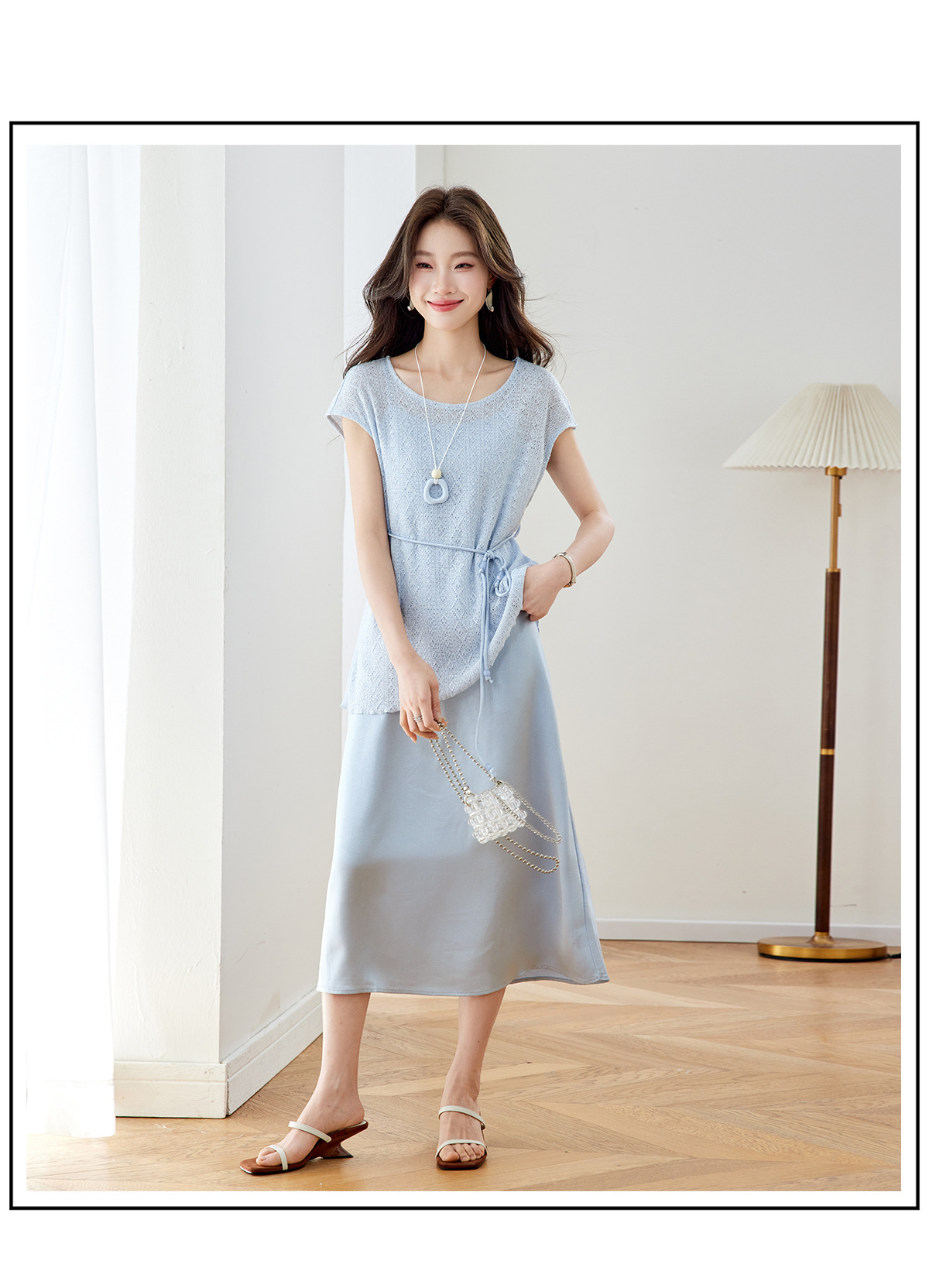 Bộ đầm maxi nữ hai mảnh gồm váy dài và áo khoác ngoài mỏng, phối dây mảnh, thiết kế suông nhẹ tôn dáng — xanh lam chi tiết 7
