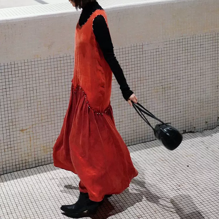 吴昕明星同款千金风新年圣诞氛围感红色内搭背心裙两件套装女秋冬