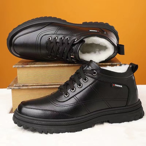 2024 New Winter Men's Cotton Shoes Plus Velvet Warm High Tops Thickened Large Cotton Shoes Anti-Ski Ground Boots Leather Boots for Men