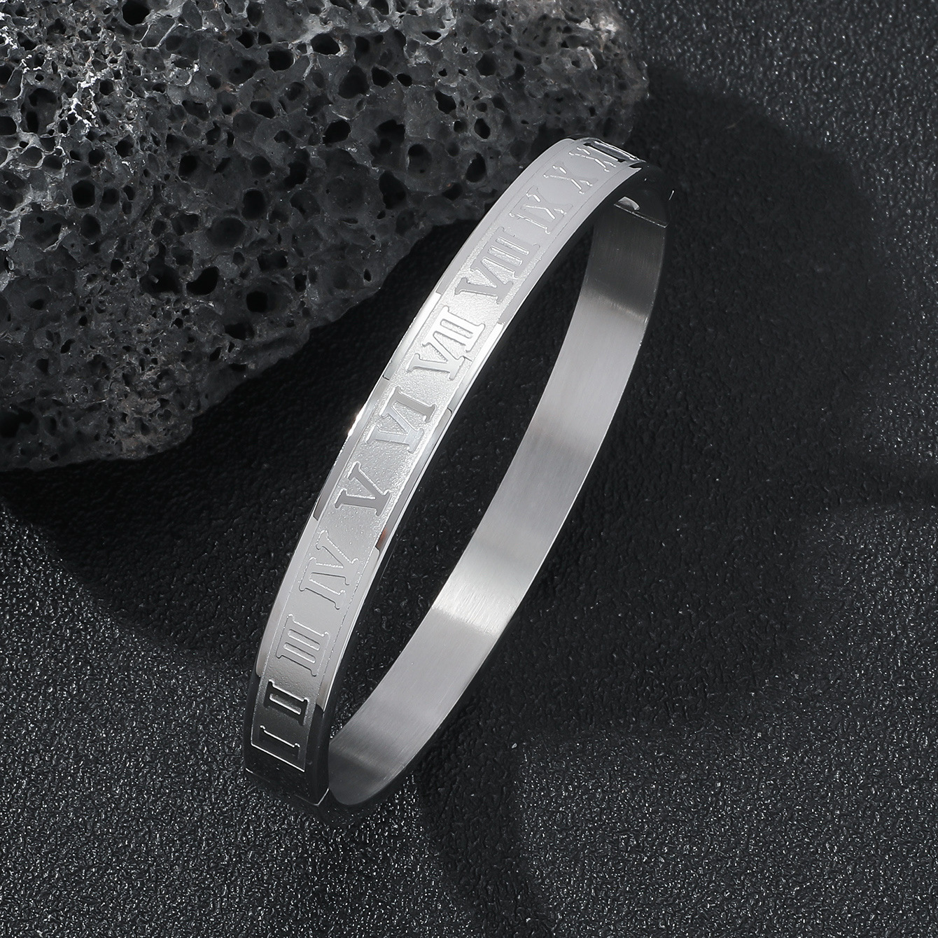 Relógio de quartzo com pulseira de aço masculino e feminino 2024, clássico, casual, três olhos, com calendário, à prova d'água, para casal_voghion.com