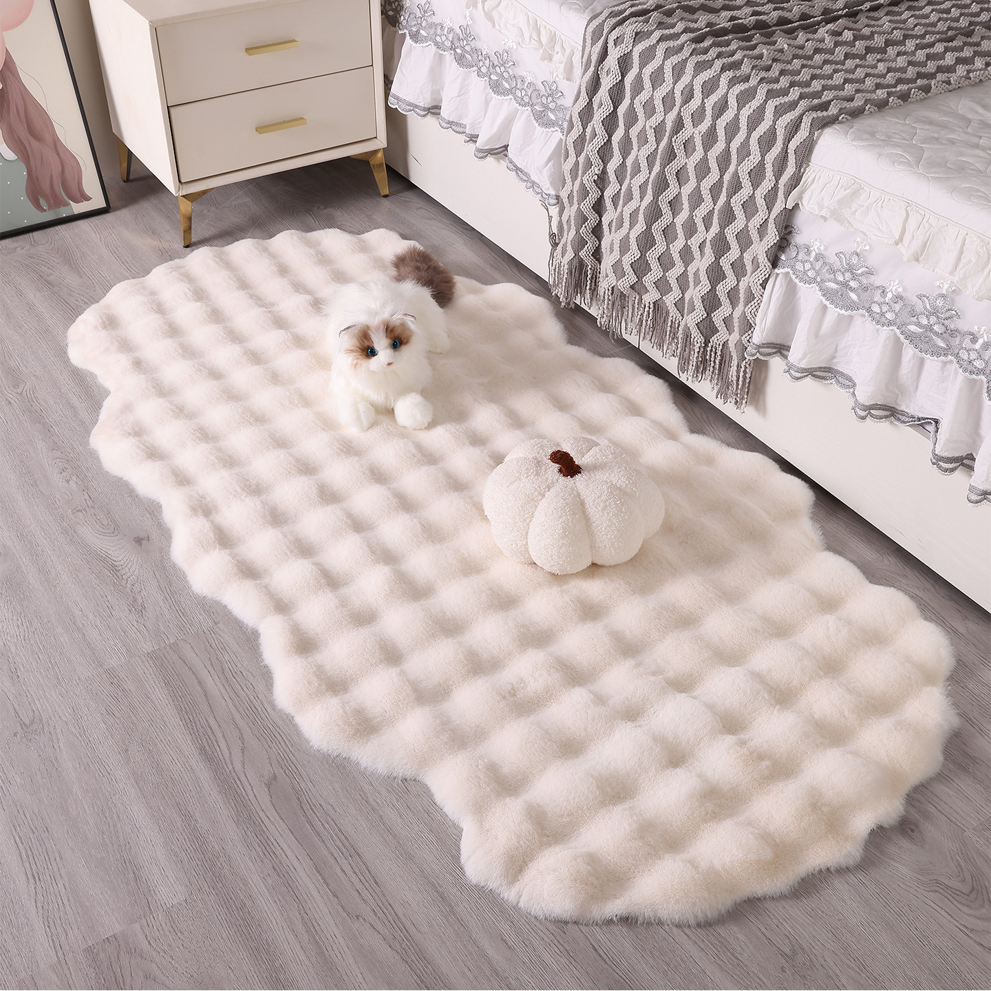 Bubble Velvet Bedroom Carpet Thickened Irregular High-End Living Room Special-Shaped Bedside Cloakroom Cream Style Bay Window Floor Mat