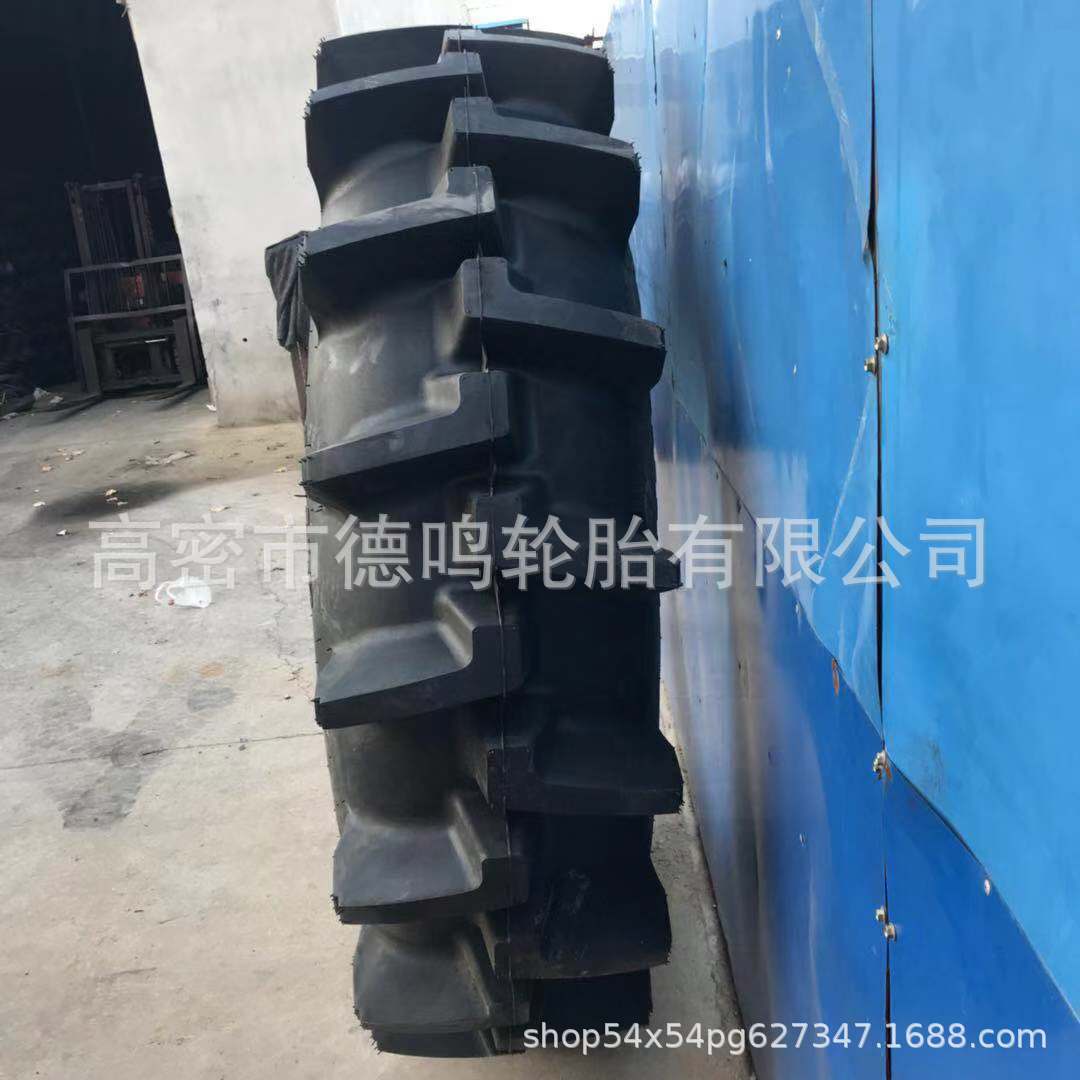 Suministro de campo de arroz de alta flor neumático 16.9-38 tractor agrícola neumático 13.6-38