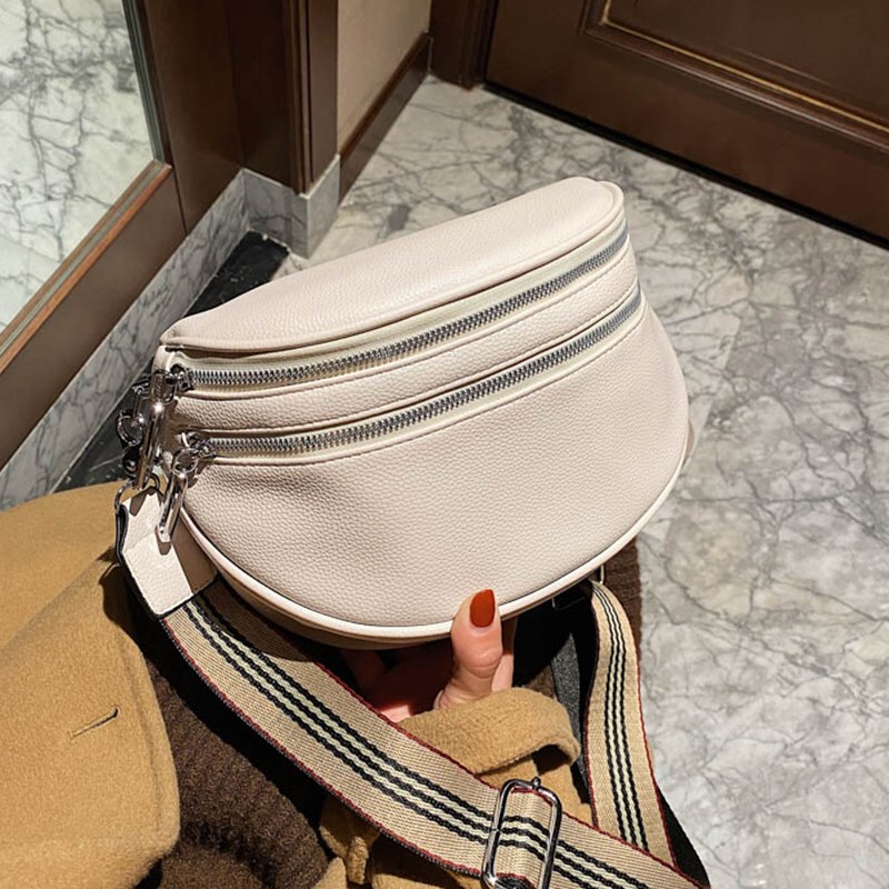 2022 New Wide Shoulder Strap Waist Bag Fashionable Fashionable Women's Shoulder Bag Crossbody Bag All-match ins Atmospheric Chest Bag