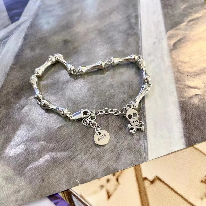 Korean Minimalist Bone and Bamboo Joint Bracelet for Women, Unique Design, Fashionable, Stylish, Versatile, Trendy Accessory