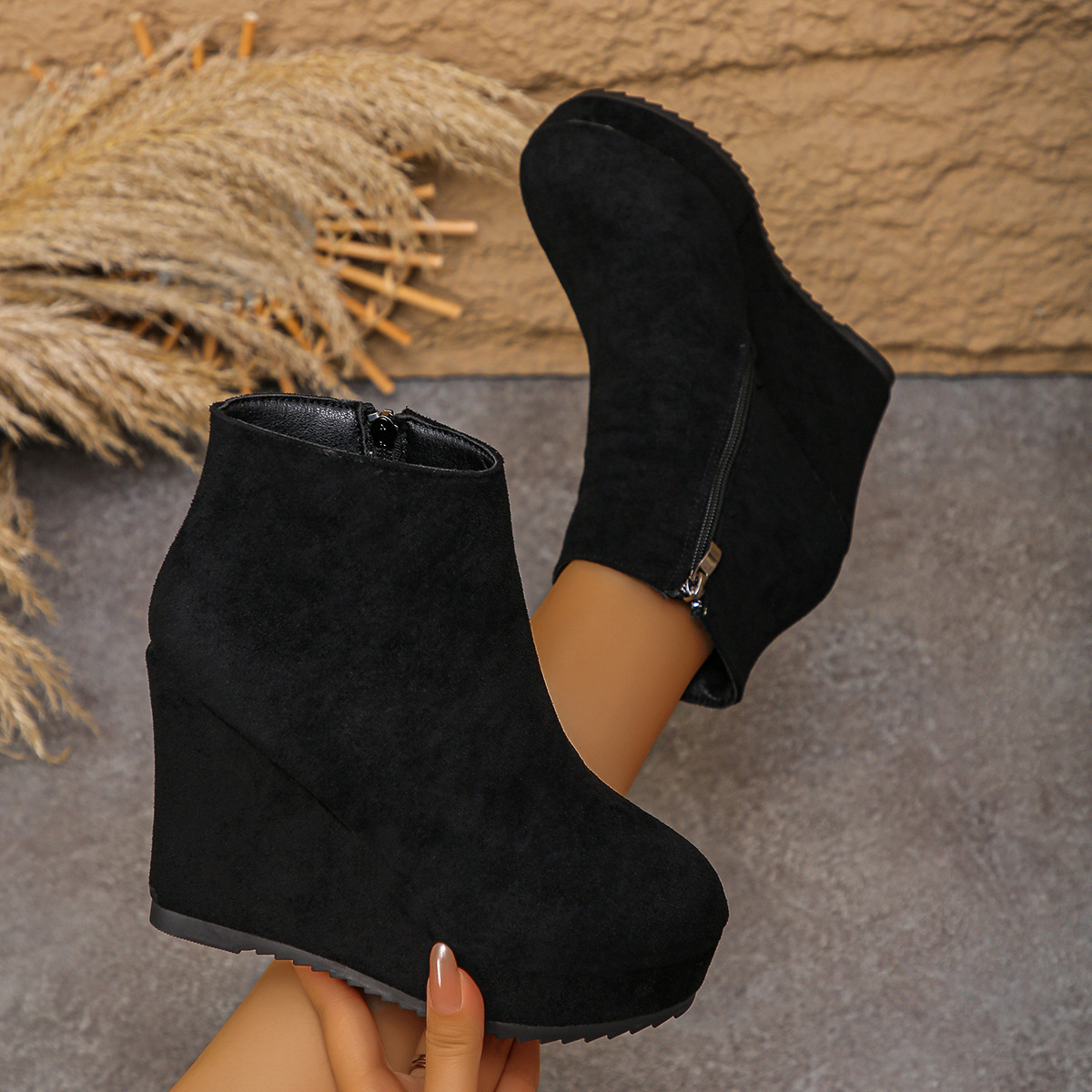 Women's Suede Wedge Ankle Boots European American Style Winter Side Zipper Thick Sole Platform_voghion.com