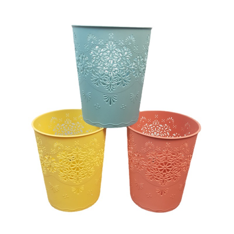 Papelera de plástico pequeña con perforaciones para cocina, venta al por mayor para tiendas de 2 euros y puestos.