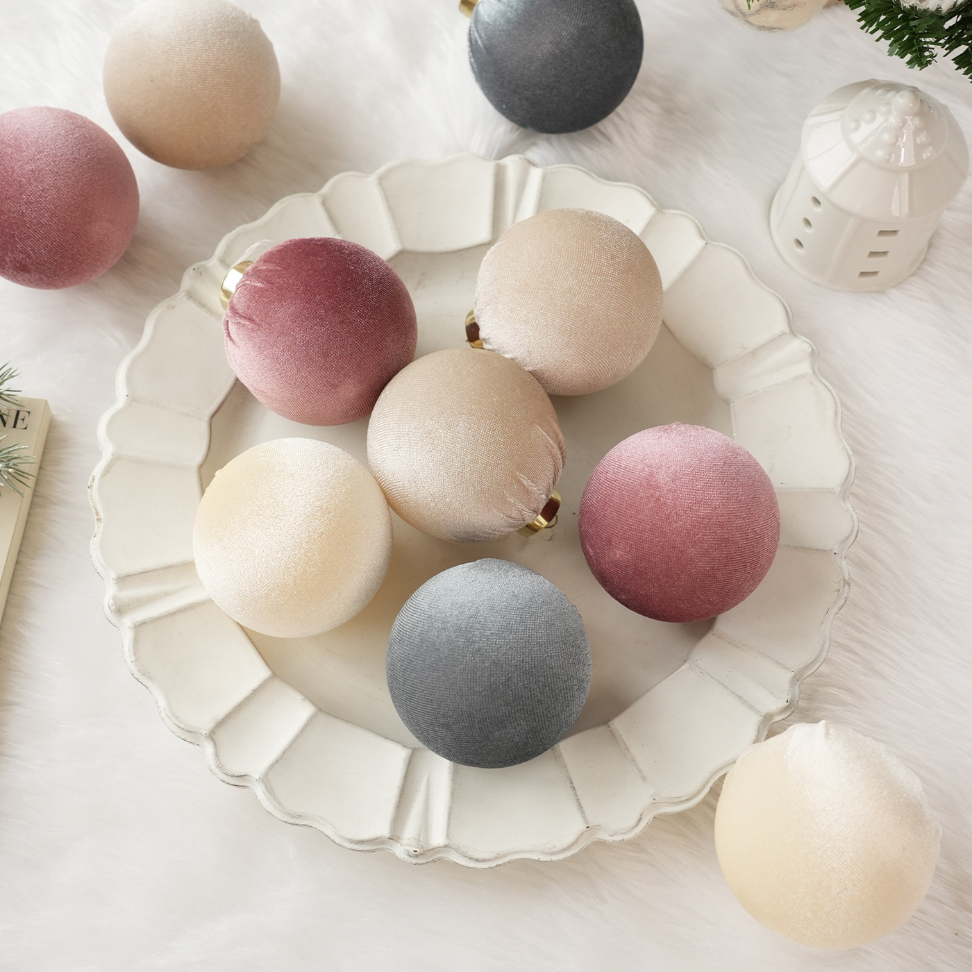 Bolas de tela transfronteriza tela de lana bola de plástico árbol de Navidad decoración colgante colgante decoración de la escena de la bola colgante props image 3