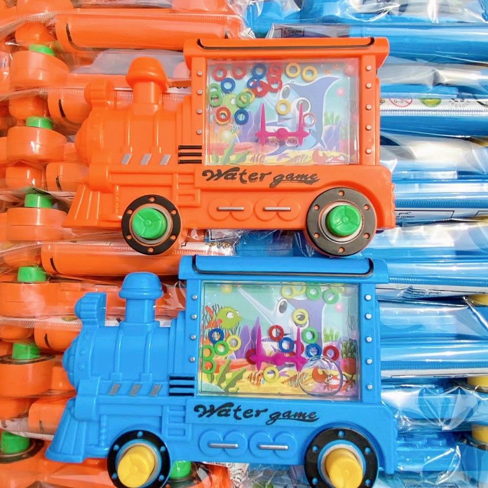 Máquina de juego de anillo de agua para niños juguetes pequeños nostálgicos de la infancia versión directa juguetes educativos de mano lote de tiendas departamentales de 2 yuanes