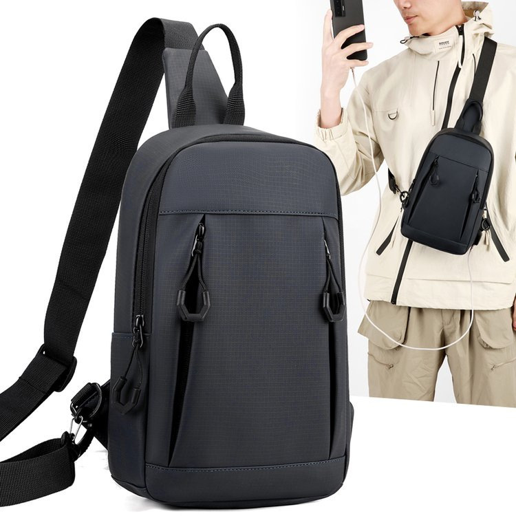 Multifunctional men's chest bag with USB charging, new large-capacity trendy shoulder bag for commuting, simple crossbody bag