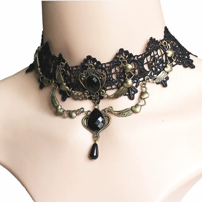 Европейское и американское черное кружевное ожерелье ретро женские преувеличенные украшения Любовь Сердце Кристалл Ключицы цепочка смешанная оптовая продажа