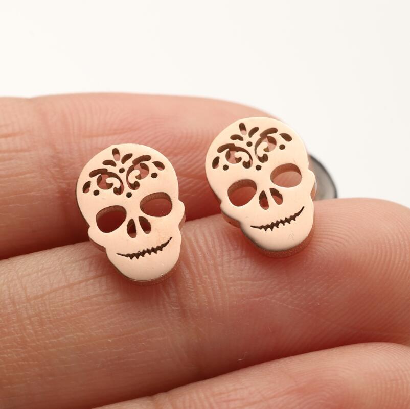 1 Pair Hip-hop Cool Style Skull Plating Hollow Out Stainless Steel Ear Studs display picture 5