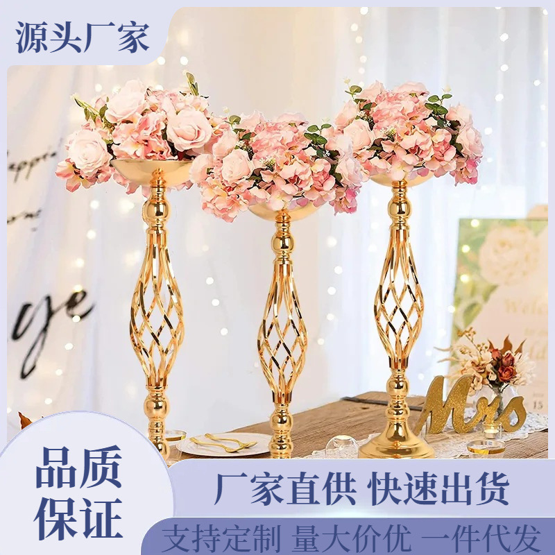 Accesorios de boda europeos candelables de torsión decoración suministros de fiesta mayorista T-step Road guía de flores rack mesa principal hierro forjado