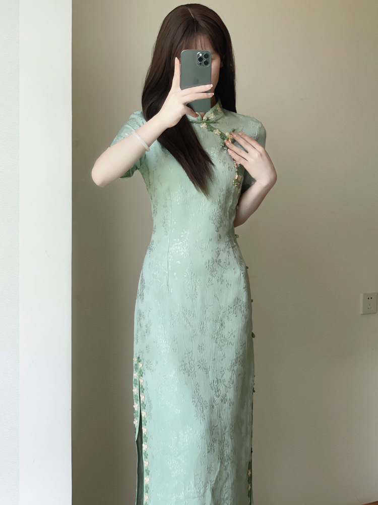 人丝国风改良旗袍2024年夏季新款清新波浪裙摆少女绿色连衣裙