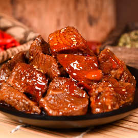 50g小包装红烧牛肉粉面浇头快餐连锁原切红烧牛肉熟食牛肉浇头