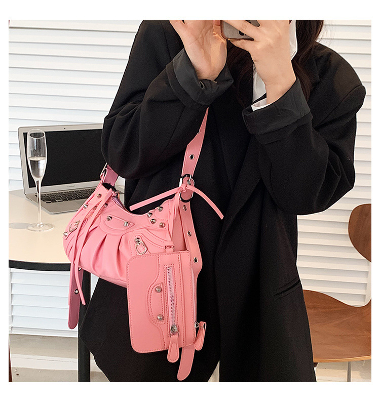 New Fashion  Pleated Shoulder Crossbody Dumpling Bag display picture 2