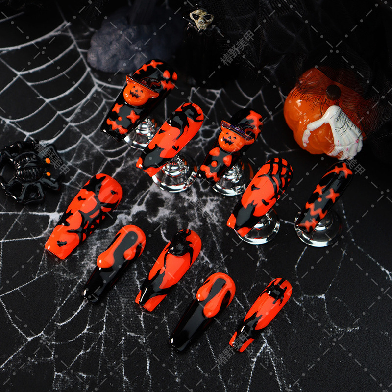 Luminous Wearable Nails, Purely Handmade, European and American Halloween Carnival Pumpkin, Demon, Spider, Bat, Glow-In-The-Dark Atmosphere Fake Nails