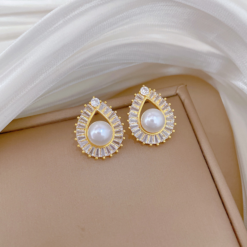 Gorgeous Palace Pearl Necklace With Diamonds In Titanium Steel_voghion.com