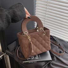 �߼��а���Ů2025�¿�С���OӋб����W�t�����ﶬ������������