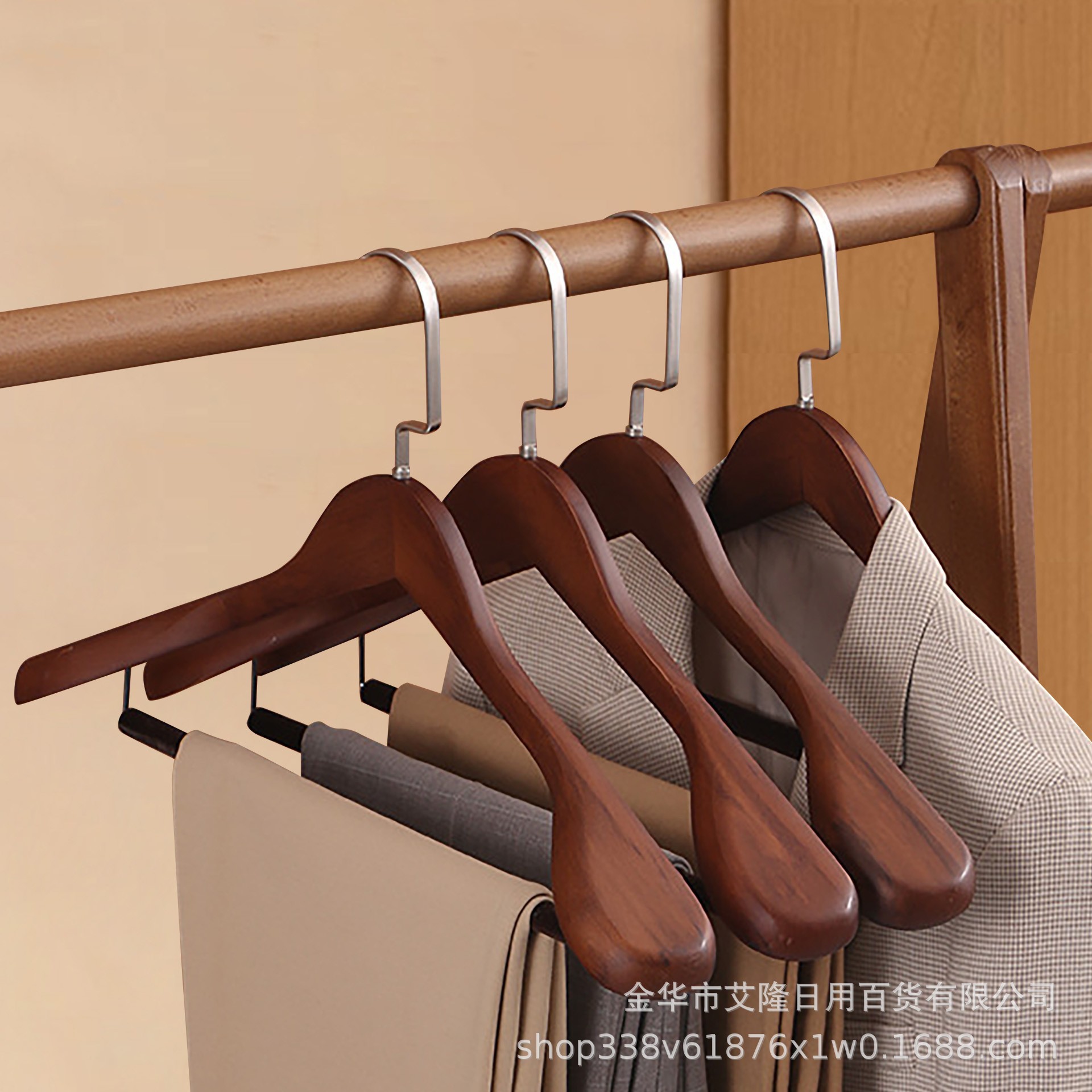 Perchas de madera sólida trajes trajes de ropa de madera sin marcas tiendas de ropa de madera hotel seleccionado soporte de ropa de madera estante de ropa antideslizante