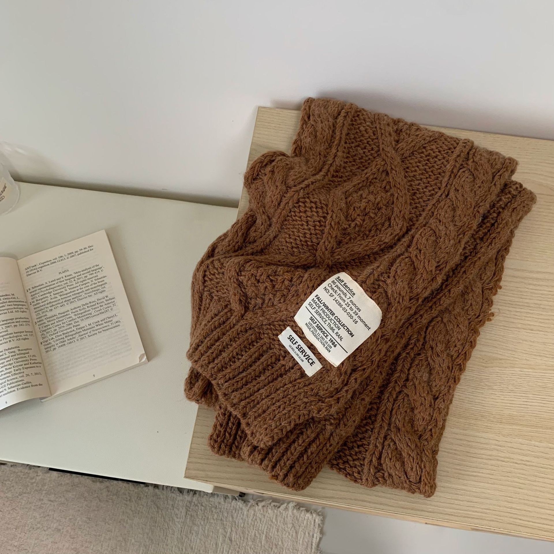 St精品韩国订单款纯色麻花好看针织羊毛贴布标签围巾秋冬保暖围脖