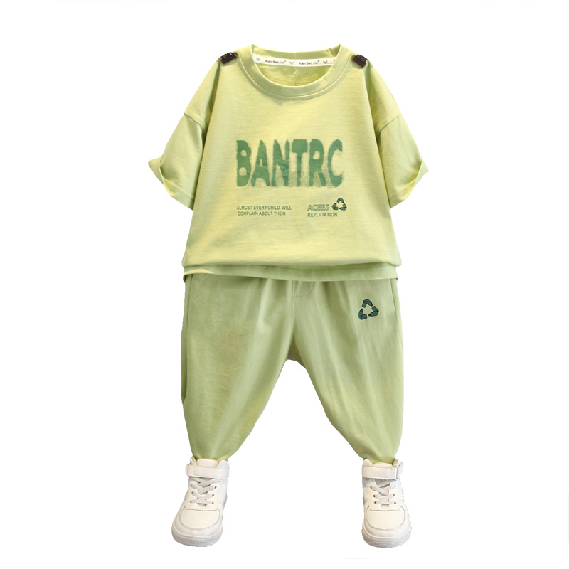 7959 traje de niño guapo verano nuevo estilo niño pequeño y mediano estilo coreano guapo camiseta de manga corta pantalones deportivos de dos piezas