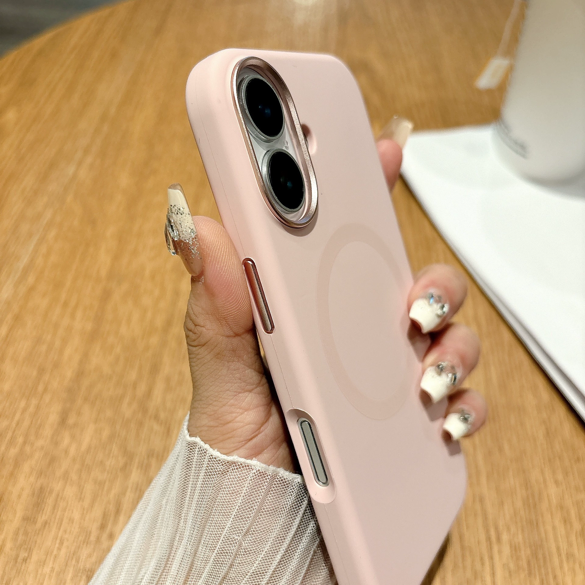 Силиконовый чехол для Apple, совместимый с iPhone 16, фирменный стиль высокого качества, защита от падений