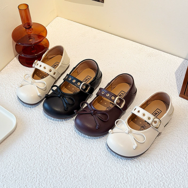 Модные дикие детские маленькие кожаные туфли Весна 2025
