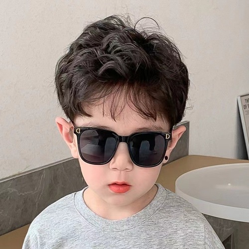 New children's sunglasses, fashion trendy sunglasses for boys, catwalk street shooting glasses, versatile anti-UV sunglasses