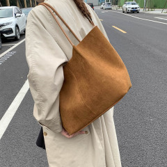 跨境麂皮绒托特包2025秋休闲简约复古单肩包韩系氛围感大容量包包