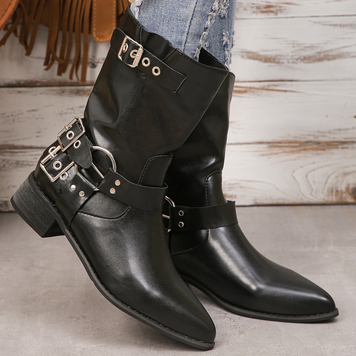 Damenschuhe Western-Cowboystiefel Damen Retro-Punk-Gürtelschnalle Martin-Stiefel Miu Home erhöhte geriebene braune Ritterstiefel mit mittlerer Röhre_voghion.com