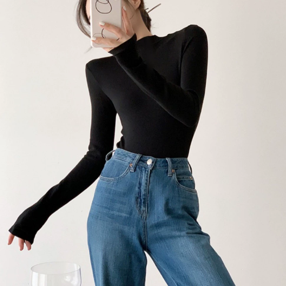 Сатиновый демисезонный длинный рукав, тёплый цветной топ с чашками, slim fit