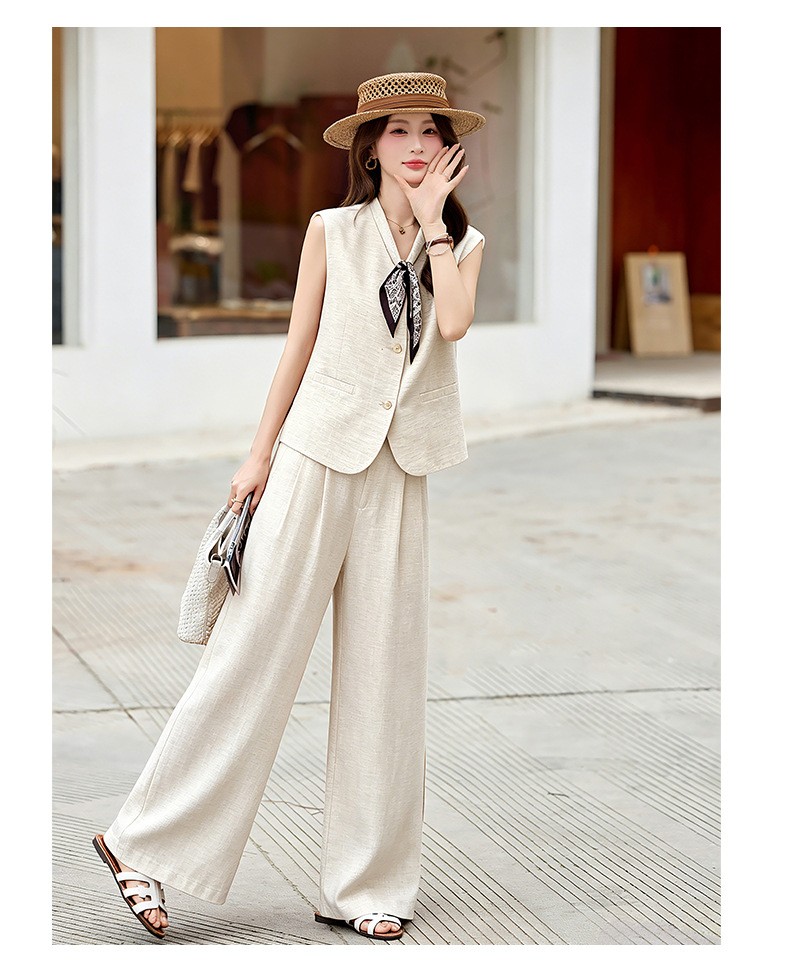 Bộ vest nữ gồm áo gile và quần tây ống đứng cạp cao — màu đen, màu cam, màu trắng ngà chi tiết 32