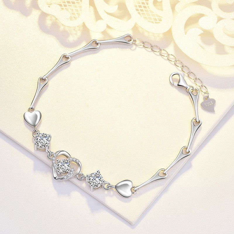 European and American Creative New S925 Sterling Silver Set Moissanite Heart-shaped Bracelet Female Mosan Diamond Niche Design Jewelry