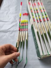 ��}̎��ƯľƯ�Ӵ�β80֧һ��27cm�L��ܛβ�ɲ�l������~Ư