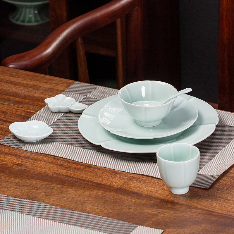 Jingdezhen Ceramic Tableware suit Blue and White Golden Triangle Series Hotel Club Box Underglaze Color Table Dish Spoon