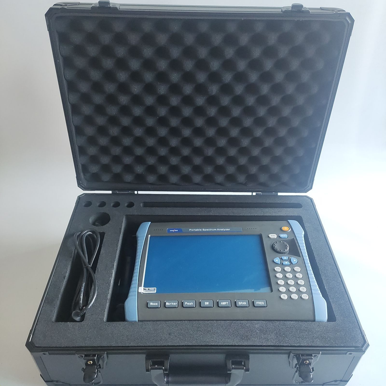 PSA080Ƶ�׷��������ڷ����Ͳ����ź�Ƶ����8G spectrum analyzer